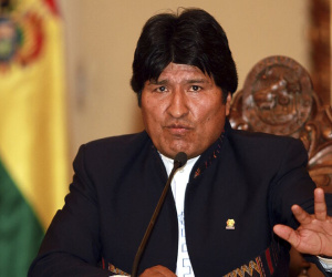Bị bắn 14 phát đạn vào xe, cựu Tổng thống Bolivia thoát hiểm trong vụ ám sát hụt