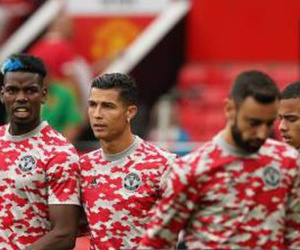 Ronaldo mời gọi cựu sao Man United gia nhập Al-Nassr