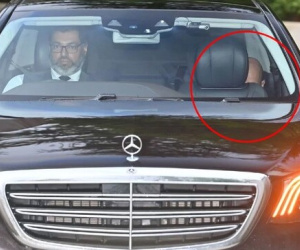 Ten Hag chui xuống ghế ô tô, tránh bị 'săn' trong ngày rời MU