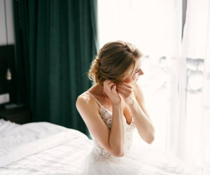 Ngày đính hôn, chồng đưa ra 3 yêu cầu, tôi chưa kịp phản ứng thì bố nói một câu thấm thía khiến họ nhà trai cứng họng