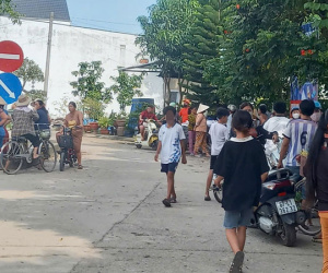 Xác minh vụ thiếu nữ bị đánh hội đồng, lột hết quần áo giữa đường