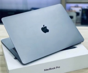 Macbook nâng cấp, người mua 'hớ' trước đó có thể được hoàn tiền