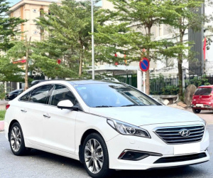 Hyundai Sonata 9 năm tuổi giá 460 triệu: Xe 'ngon' nhưng hiếm và kén khách