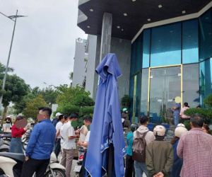 Nghi công ty trả lãi gần 50%/năm 'vỡ nợ', nhà đầu tư quây kín trụ sở ở Đà Nẵng