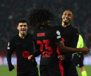Barcelona mở 'đại tiệc', Arsenal thua trận đầu ở Champions League