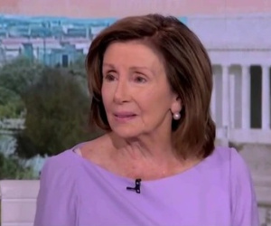 Bà Pelosi tiếp tục chỉ trích dù Tổng thống Biden 'rất tức giận'
