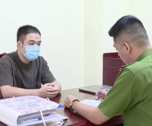 Kẻ đứng sau web phim lậu cực lớn tại Việt Nam bị bắt