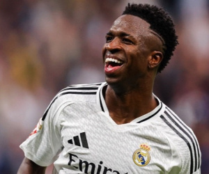 Vinicius ghi hat-trick, Real Madrid thắng hủy diệt Osasuna