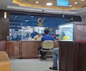Hình ảnh bất ngờ tại Công ty vàng SJC khi giá vàng miếng lao dốc