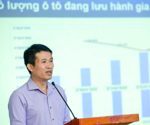 Cấm trẻ em ngồi ghế trước ô tô vì túi khí bung ra có tốc độ đến 300km/h