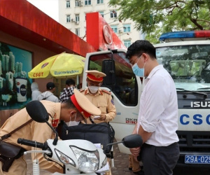 Từ hôm nay, bỏ quy định giám sát CSGT bằng hình thức ghi âm, ghi hình