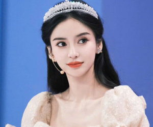 Lộ bằng chứng Angelababy hẹn hò ông trùm, quyền lực hơn cả chồng cũ Huỳnh Hiểu Minh?