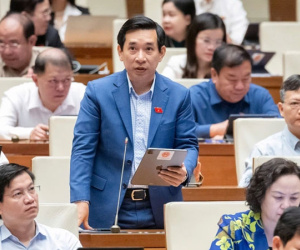 Đại biểu Quốc hội đề xuất bổ sung quy định ngăn tình trạng 'phụ huynh hành hung giáo viên'