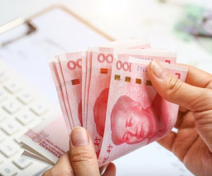 Cụ ông 'chết vì sung sướng' trên giường, lộ ra chuyện kỳ quái