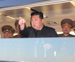 Ông Kim Jong Un cảnh báo nguy cơ 'chiến tranh hạt nhân tàn khốc'