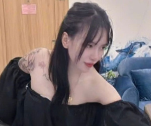 Tạo vỏ bọc 'hot girl' sang chảnh để bán tinh dầu pha ma túy