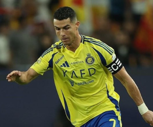 Ronaldo lập công, Al Nassr thua bởi người cũ Arsenal