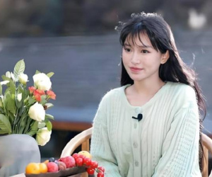 Nóng nhất Weibo: Phát ngôn 'đạp đổ' tất cả của Lý Tử Thất khiến nhiều người tức giận
