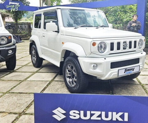 Suzuki Jimny Arctic 'trắng ngọc trinh' đặc biệt, từ 960 triệu đồng