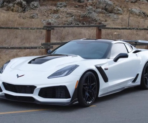 Hennessey Corvette C7 ZR1 mạnh 1000 mã lực tìm chủ mới