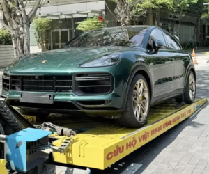 Porsche Cayenne Turbo GT hơn 12 tỷ đầu tiên lên sàn xe cũ Việt