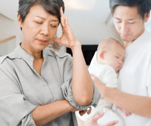 Vợ chết được một năm, người đàn ông mang con về đòi thừa kế gây tranh luận dữ dội