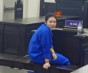 Nữ sinh viên cầm búa gây án giết người ở Hà Nội nhận 15 năm tù