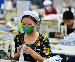 Lý do khó khăn đến mấy doanh nghiệp vẫn muốn thưởng Tết cho người lao động