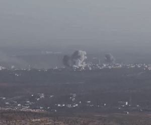 Phiến quân Syria bất ngờ đánh lớn Aleppo: 'Cơn bão hoàn hảo' và nguy cơ tái bùng nổ xung đột sau 8 năm