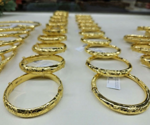 Tối 2-12, giá vàng nhẫn 99,99 chưa dừng đà giảm