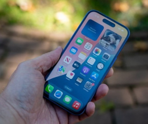 Apple vướng tranh chấp cái tên iPhone