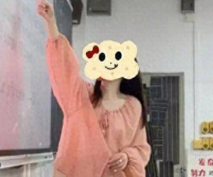 Giáo viên trẻ bức xúc vì mặc đẹp lại bị hiệu trưởng mời lên chỉnh đốn, nhìn bộ đồ cô mặc, mọi người tái mặt: 'Làm trò gì vậy?'