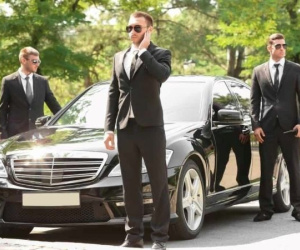 Tải sản thua xa Elon Musk nhưng chi phí đảm bảo an ninh cho tỷ phú này gấp 10 lần CEO Tesla, riêng phí bảo vệ gia đình chiếm hơn nửa: Cái tên rất quen thuộc