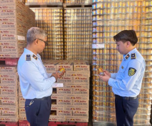 Cận cảnh kho hàng trên 200.000 sản phẩm nghi giả mạo Redbull tại một nhà máy Bắc Ninh