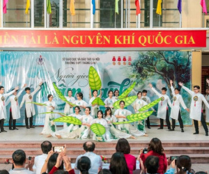 Bức xúc đề xuất thu 800 nghìn/học sinh, lớp tốn gần 60 triệu chỉ để tổ chức văn nghệ