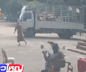 Tượng Phật cao 12 mét đổ sập khiến 6 nhà sư thương vong, trụ trì tiết lộ một điều