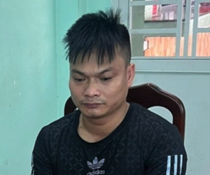 Kẻ đập phá xe ô tô sau va chạm giao thông có tiền án giết người