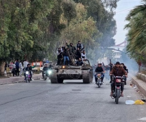 Quân nổi dậy thắng quá nhanh, sư đoàn 'đỉnh' của Syria không rõ tung tích