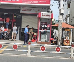 Tội danh mà người đập trụ ATM ngân hàng phải đối diện