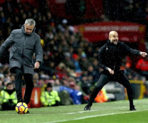 Mourinho đá đểu Pep, bất ngờ được mời trở lại Premier League