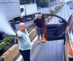Thêm một người đàn ông chặn xe gây gổ trên đường ở Bình Phước bị bắt