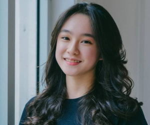 Nữ sinh thạo bốn thứ tiếng trúng tuyển Đại học Harvard