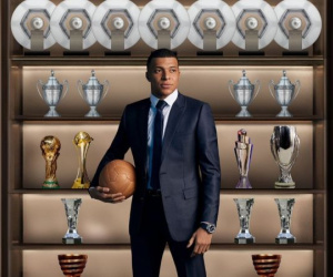 Mbappe đạt 300 bàn, ẵm 2 danh hiệu với Real Madrid trong 4 tháng