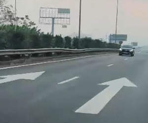 Cảnh sát 'soi' camera trên cao tốc, phát hiện tài xế ô tô đi ngược chiều