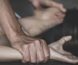 Cô gái nhảy sông tự tử, đoạn ghi chú trong điện thoại hé lộ tội ác kinh hoàng: Thủ phạm là 3 gã đàn ông!