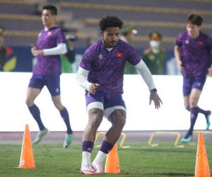 Đội hình Việt Nam vs Myanmar: Nguyễn Xuân Son đá chính, HLV Kim Sang-sik dùng chiến thuật 'oanh tạc'?