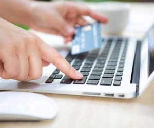 Khởi tố người phụ nữ bán 42 tài khoản ngân hàng cho người nước ngoài