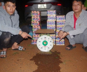 Bắt 4 đối tượng vận chuyển gần 220kg pháo hoa nổ trái phép