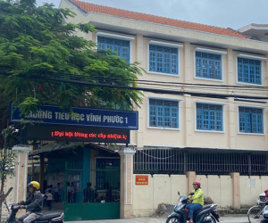 Yêu cầu xử lý nghiêm vụ cha con xông vào lớp lôi cô giáo ra sân trường đe dọa, xé áo làm nhục