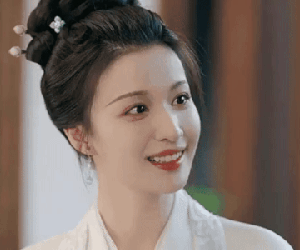 10 mỹ nhân viral nhất Trung Quốc 2024: Bản sao Lưu Diệc Phi bét bảng, hạng 1 càng bị ném đá càng hot